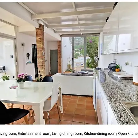 Askania By Costablancarent